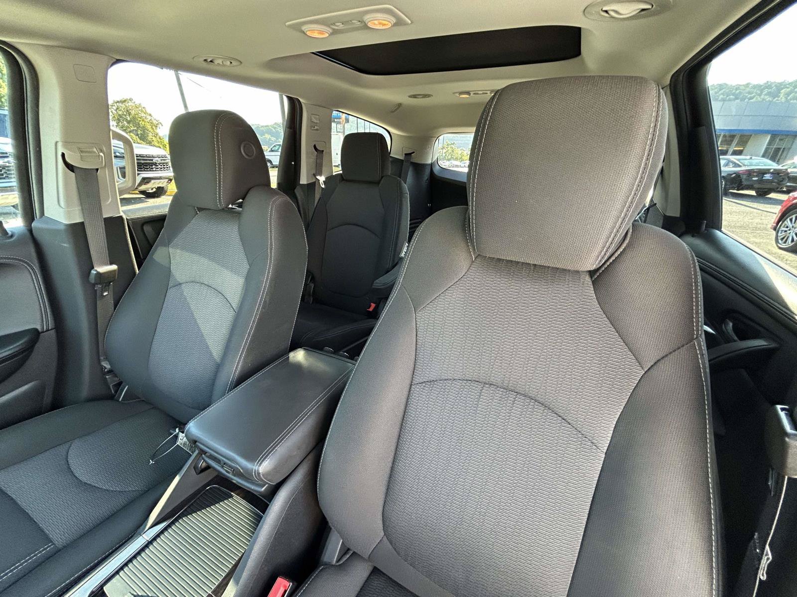Used 2016 Chevrolet Traverse LT w/ Style and Technology Package AWD/4WD image 19