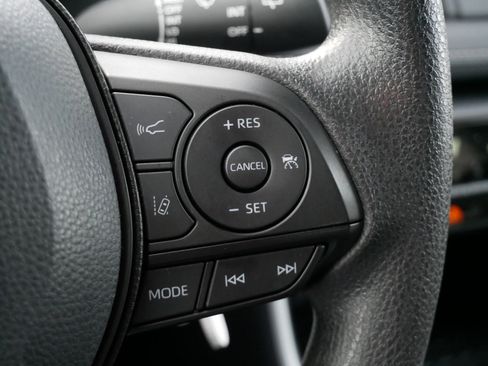 Certified 2025 Toyota RAV4 LE image 25