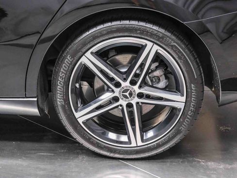 Used 2022 Mercedes-Benz A 220 image 9