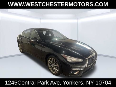 Used 2022 INFINITI Q50 Luxe w/ Cargo Package AWD/4WD image 3