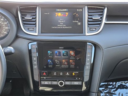 Used 2025 INFINITI QX50 Pure image 17