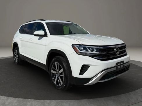 Used 2022 Volkswagen Atlas SE FWD image 1