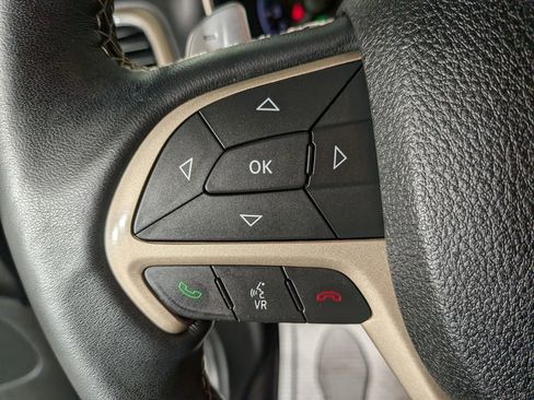 Used 2016 Jeep Grand Cherokee Limited image 21