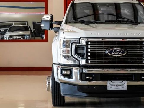 Used 2021 Ford F450 Lariat w/ Lariat Ultimate Package image 43