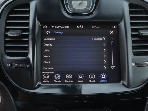 Used 2020 Chrysler 300 S image 31