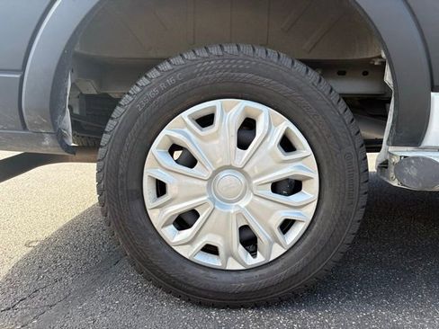 Used 2023 Ford Transit 250 Low Roof w/ Exterior Upgrade Package image 20