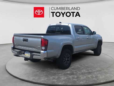 Used 2023 Toyota Tacoma SR5 AWD/4WD image 5