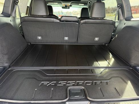 Used 2025 Honda Passport Black Edition image 13