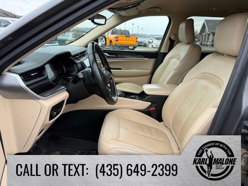 Used 2022 Jeep Grand Cherokee L Limited image 13