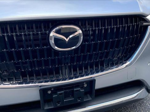 Used 2024 MAZDA CX-90 Plug-In Hybrid w/ Premium Pkg image 32