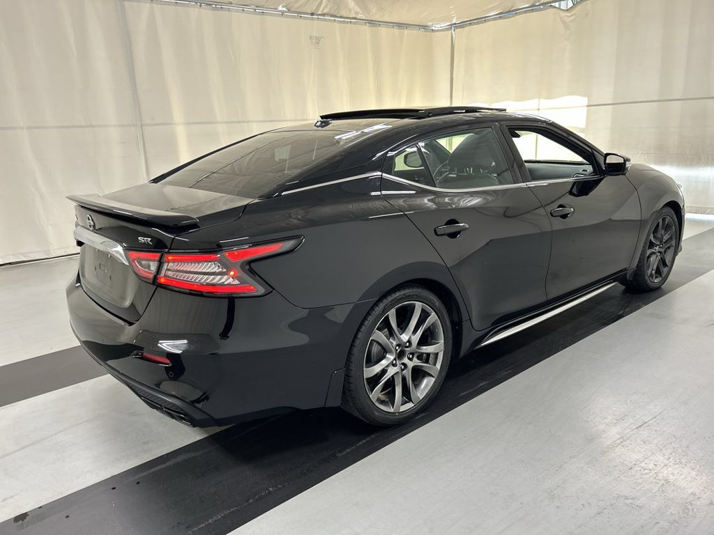 Used 2020 Nissan Maxima SR w/ Sport Mat Group FWD image 2