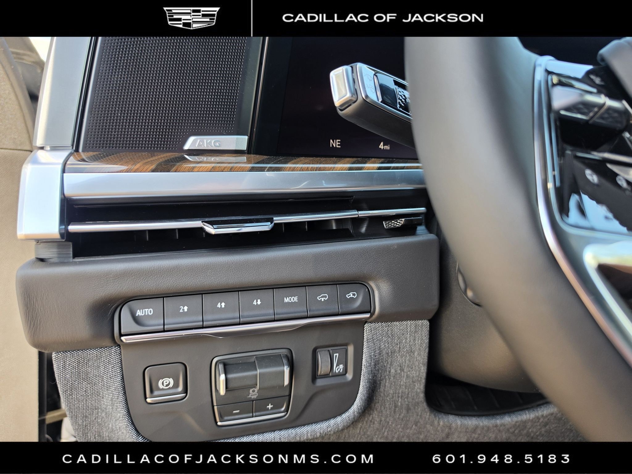 New 2027 Cadillac Escalade Platinum Sport w/ LPO, ONYX Package AWD/4WD image 26