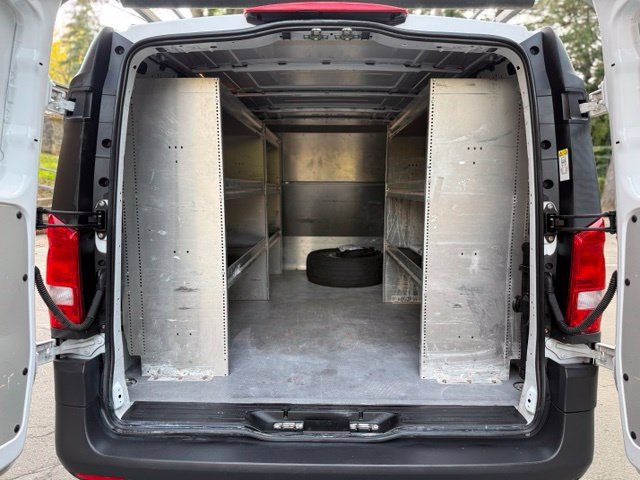 Used 2020 Mercedes-Benz Metris image 40