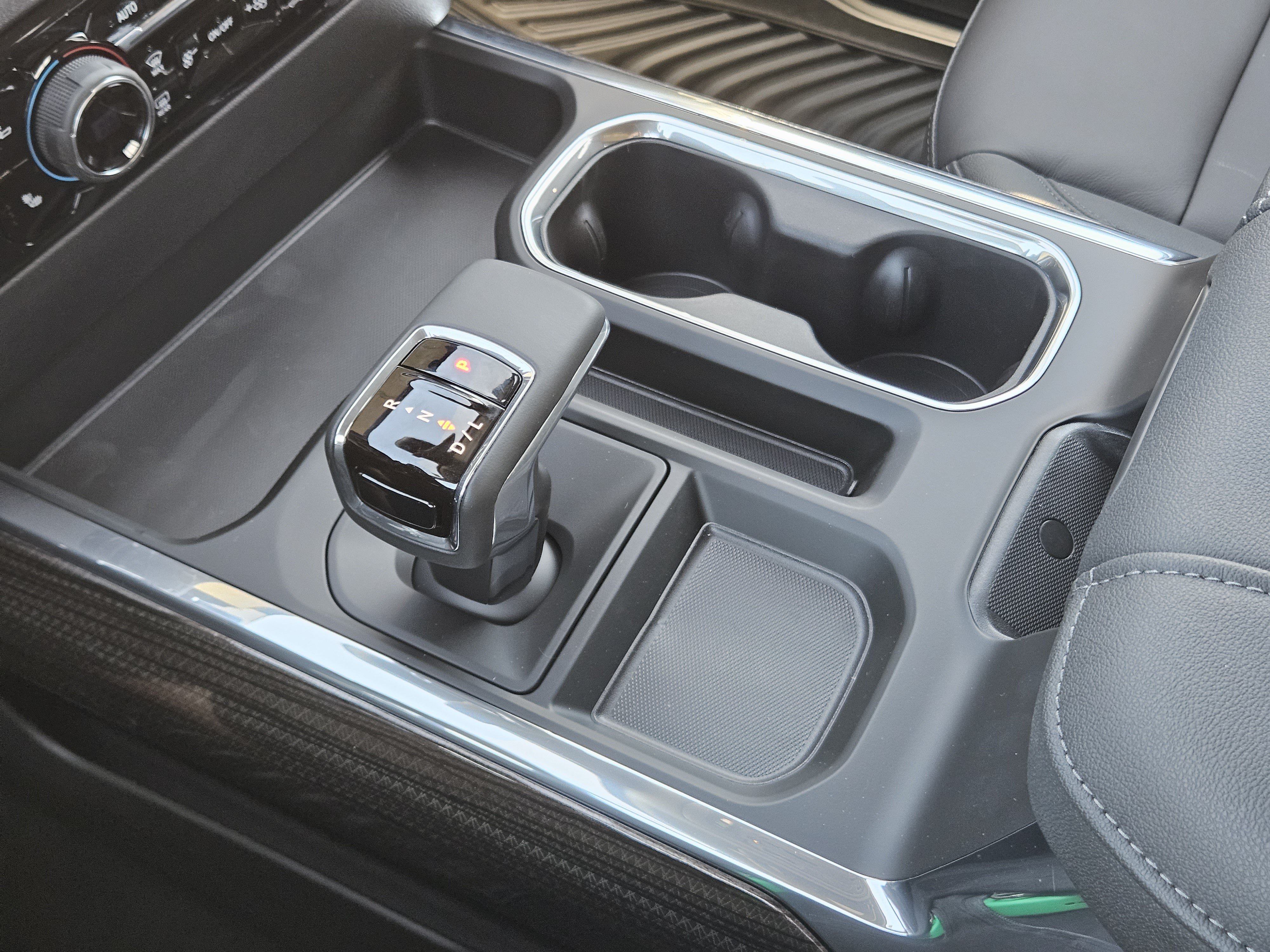 New 2026 Chevrolet Silverado 1500 RST w/ Convenience Package II RWD image 15