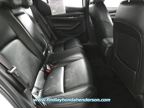 Used 2020 MAZDA MAZDA3 Hatchback image 19