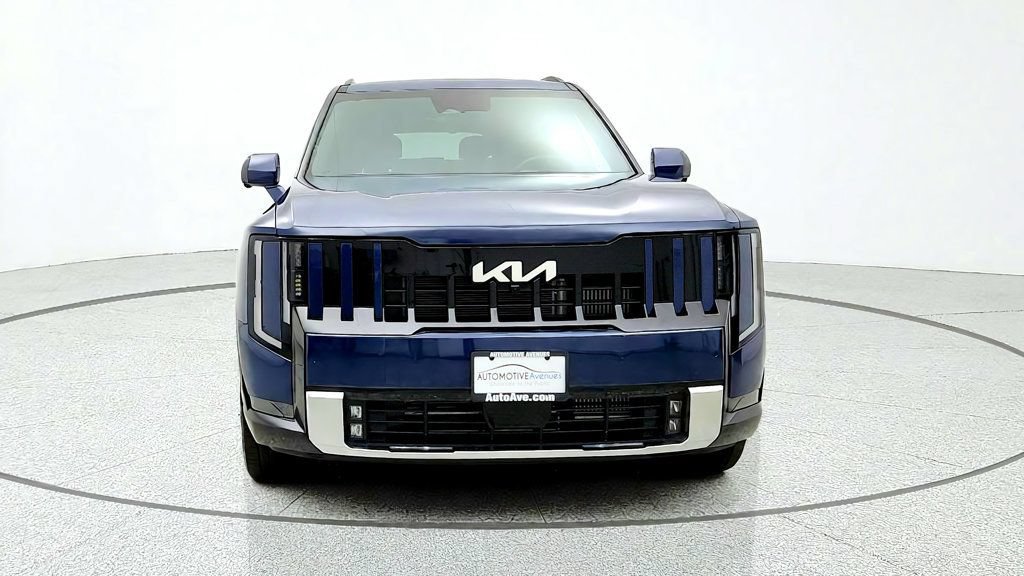Used 2027 Kia Telluride SX Prestige w/ Towing Package AWD/4WD image 2