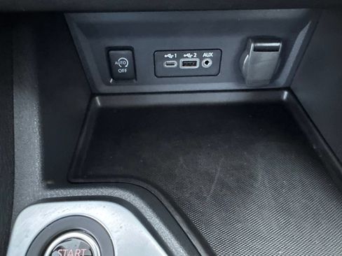 Used 2025 Nissan Sentra SR FWD image 22