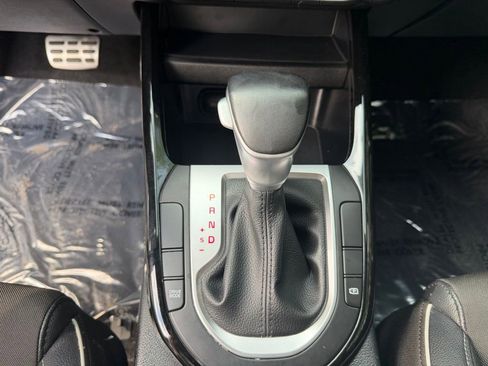 Used 2024 Kia Forte GT-Line FWD image 23