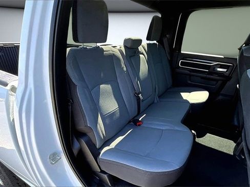 Used 2024 RAM 2500 Big Horn image 24