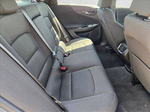 Used 2024 Chevrolet Malibu LT FWD image 18