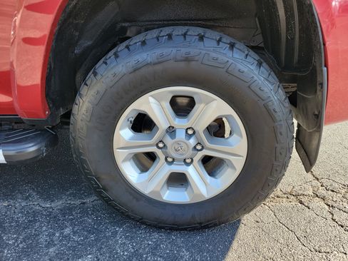 Used 2015 Toyota 4Runner SR5 Premium image 27