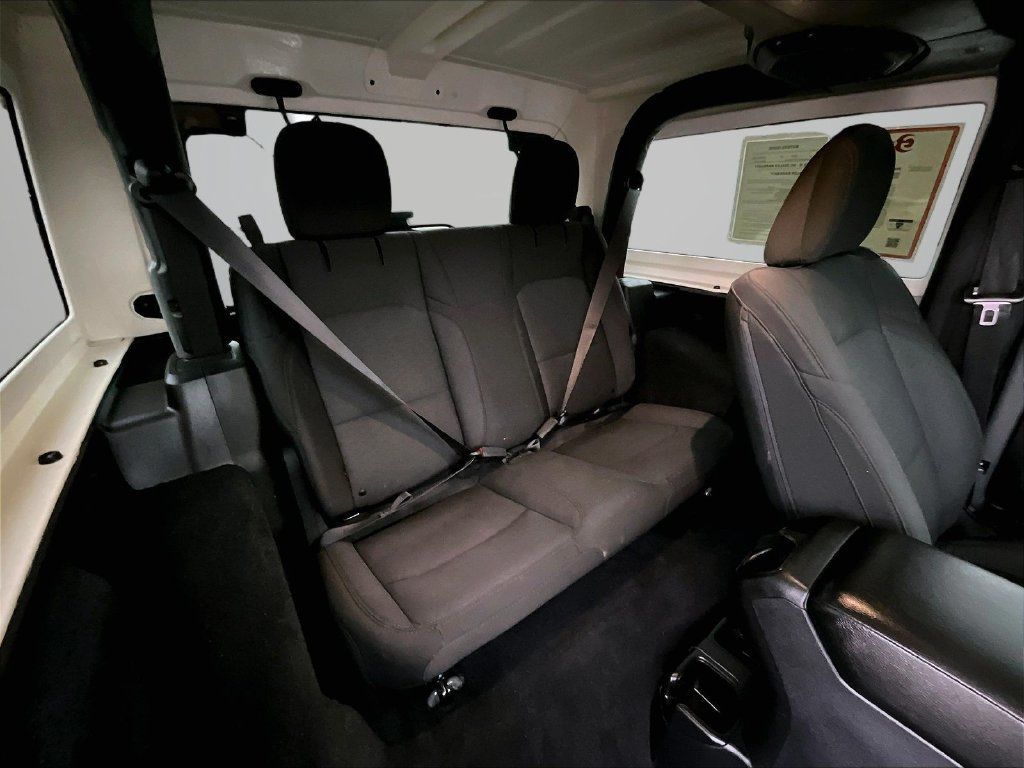 Used 2019 Jeep Wrangler Sport AWD/4WD image 28