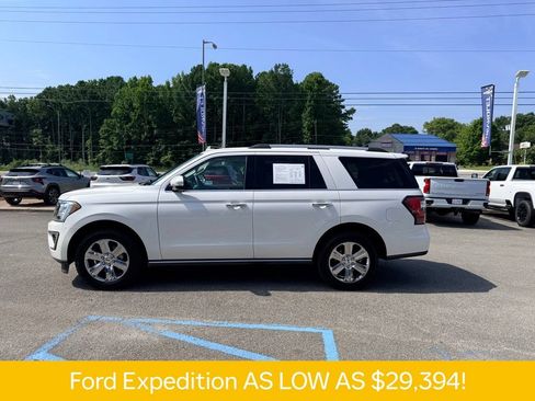 Used 2019 Ford Expedition Limited w/ Equipment Group 301A RWD image 3