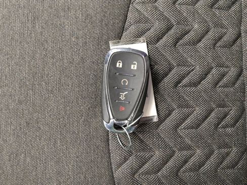 Used 2024 Chevrolet Equinox LT image 32