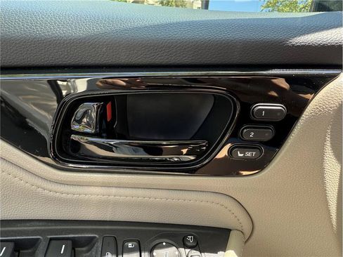Used 2018 Honda Odyssey Elite image 17