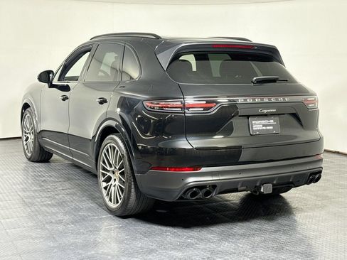 Certified 2023 Porsche Cayenne Platinum Edition AWD/4WD image 5