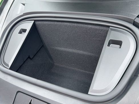 Used 2023 Porsche Taycan 4S image 61