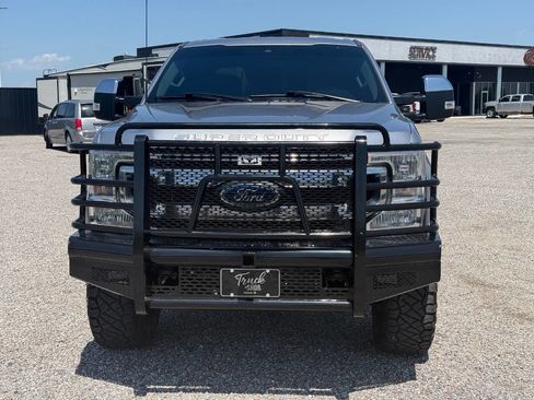 Used 2022 Ford F350 XLT w/ XLT Premium Package AWD/4WD image 2