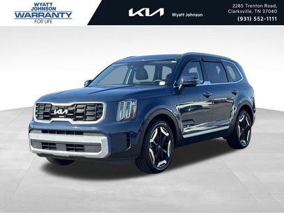 Used 2024 Kia Telluride S w/ S Sunroof Package