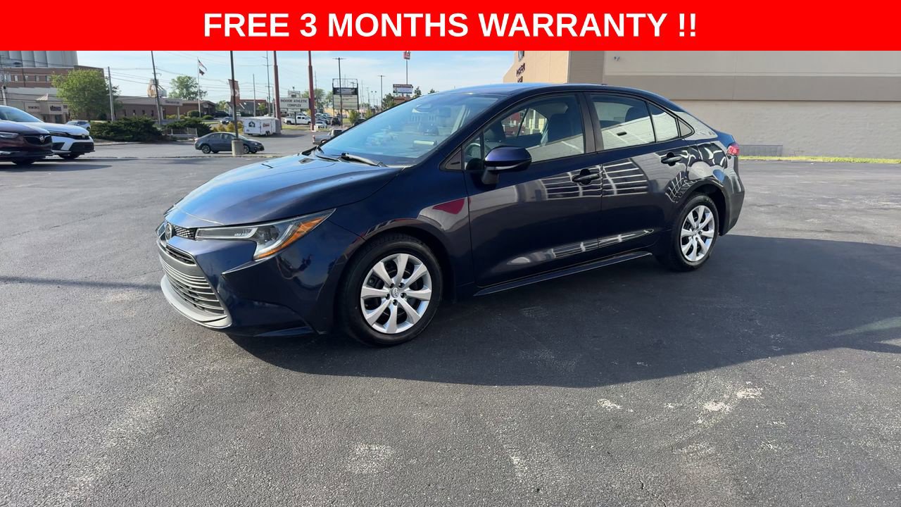 Used 2023 Toyota Corolla LE FWD image 4