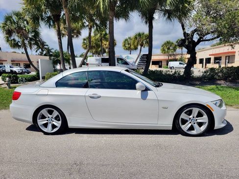 Used 2011 BMW 328i Convertible w/ Premium Pkg RWD image 6