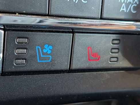 Certified 2023 Ford F350 King Ranch w/ FX4 Off-Road Package image 25