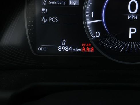 Used 2024 Lexus ES 350 w/ Premium Package image 12