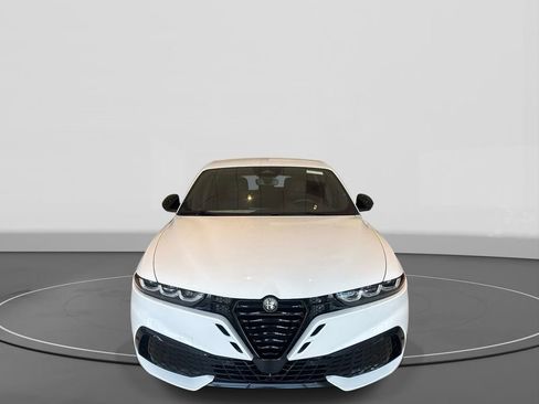 New 2026 Alfa Romeo Tonale w/ Black Premium Package image 2