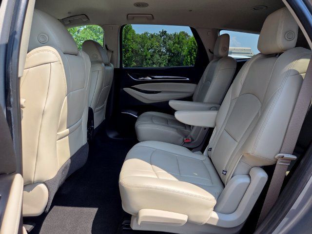 Used 2018 Buick Enclave Premium FWD image 12