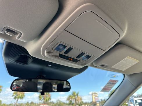New 2026 Ford Explorer Active RWD image 24