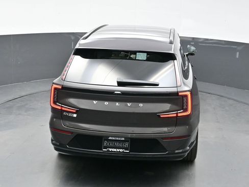 New 2025 Volvo EX90 Ultra image 21