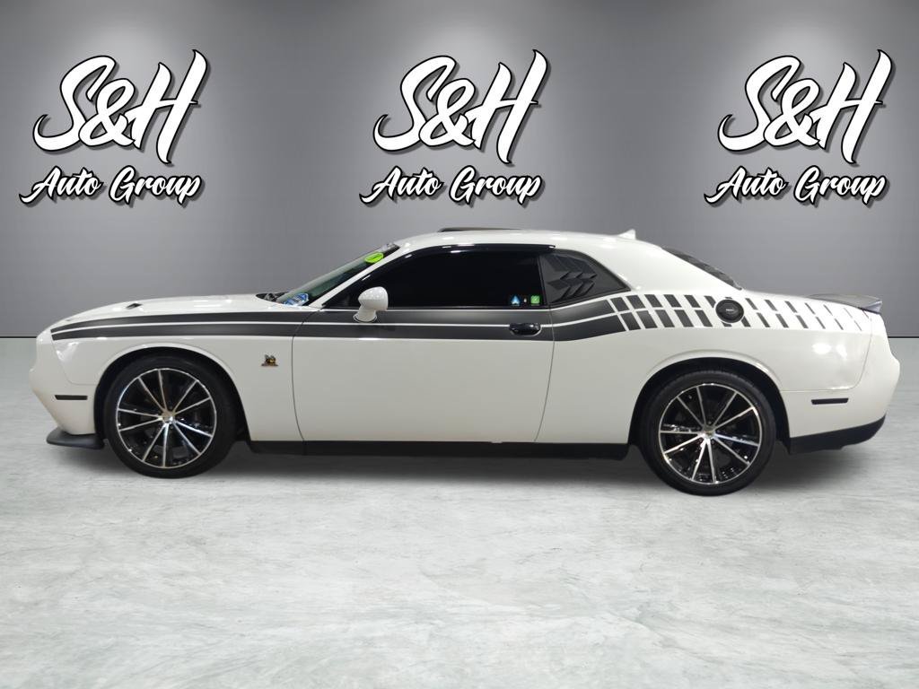 Used 2018 Dodge Challenger R/T Scat Pack RWD image 16