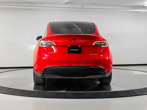 Used 2021 Tesla Model Y Long Range image 6