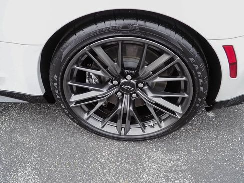 Certified 2021 Chevrolet Camaro ZL1 RWD image 37