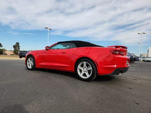 Used 2023 Chevrolet Camaro LT image 4