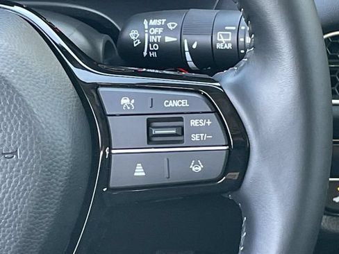 Used 2026 Honda HR-V EX-L image 13