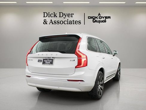 Certified 2024 Volvo XC90 B6 Plus w/ Protection Package Premier AWD/4WD image 11