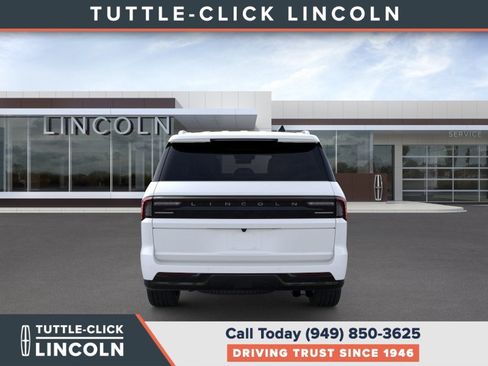 New 2026 Lincoln Navigator Black Label AWD/4WD image 5