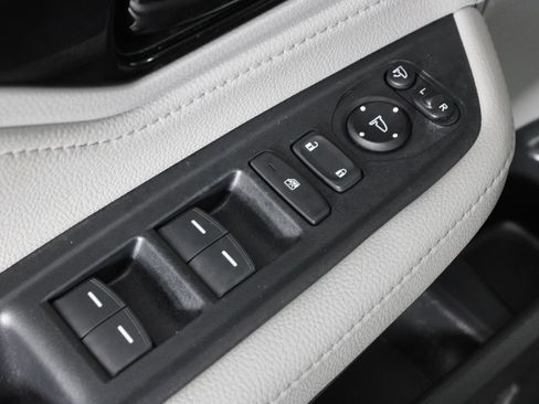 Used 2023 Honda Odyssey Elite image 24