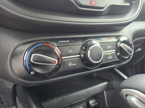 Used 2021 Kia Soul GT-Line image 21